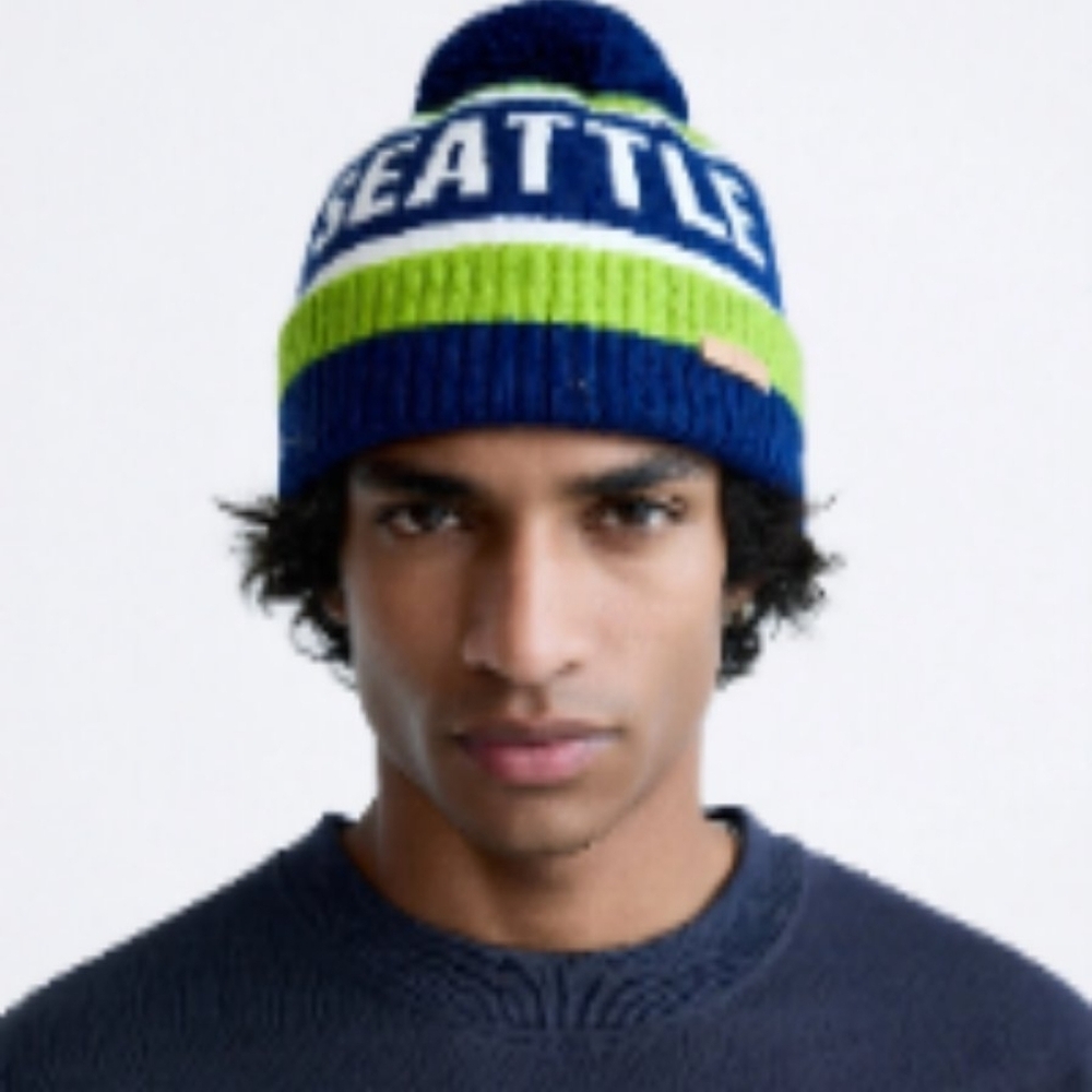 New Era Green and Blue Seattle Pom-Pom Hat